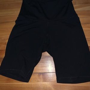 High waisted Old Navy Active Biker shorts